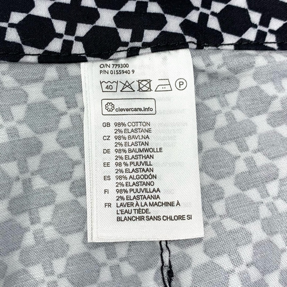 H&M Women's Cotton Shorts in Black and White Pattern size 2 - Picture 9 of 9